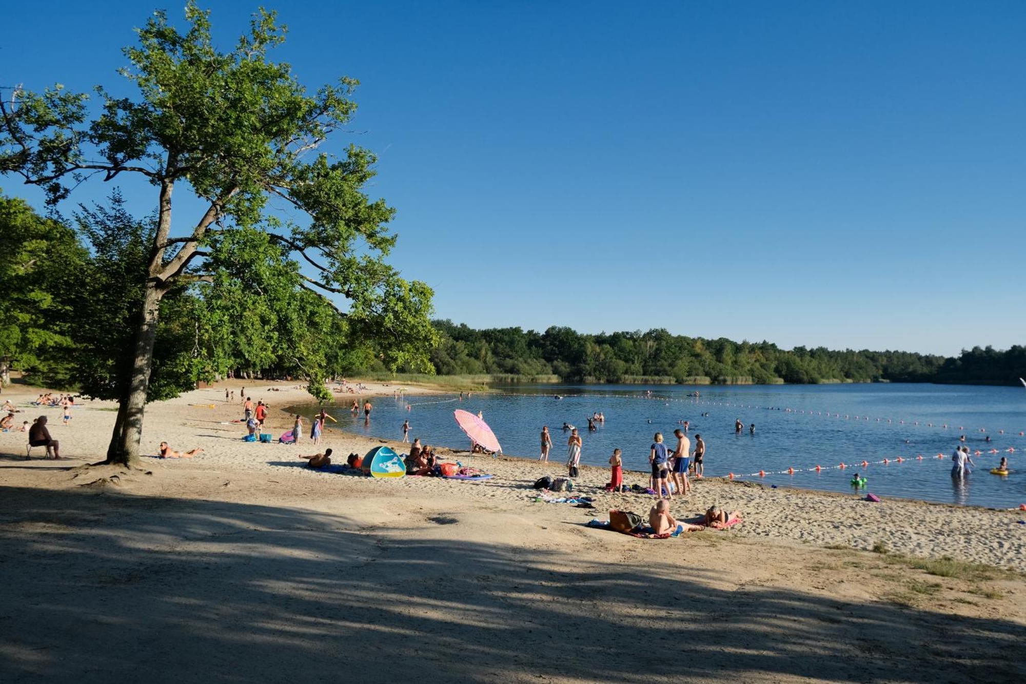 Camping Etang Des Bois Vieilles-Maisons-sur-Joudry Экстерьер фото